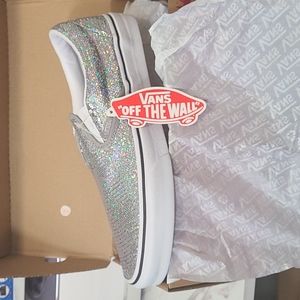 NWT SPARKING VANS SIZE W9.5